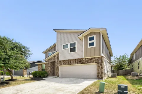3809 Talladega Trace