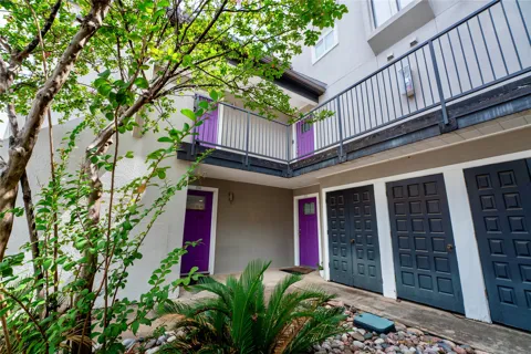 935 La Posada Drive #154