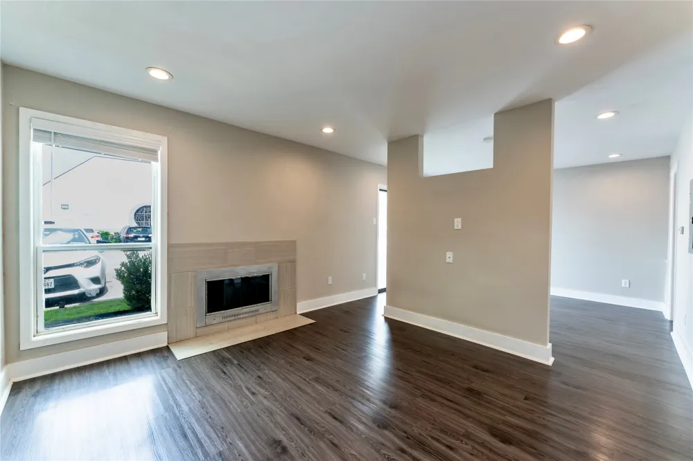 935 La Posada Drive #154 Austin, TX 78752