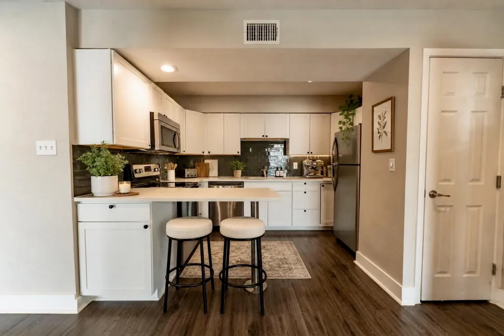 935 La Posada Drive #154 Austin, TX 78752