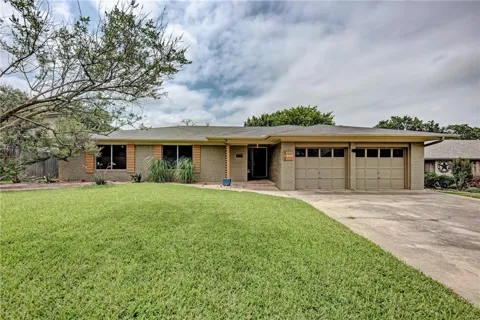 402 Greenwood Drive
