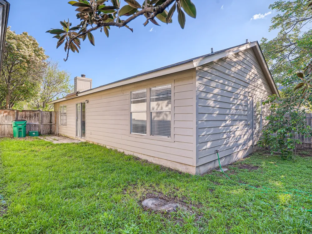 5937 NW Kevin Kelly Place Austin, TX 78727