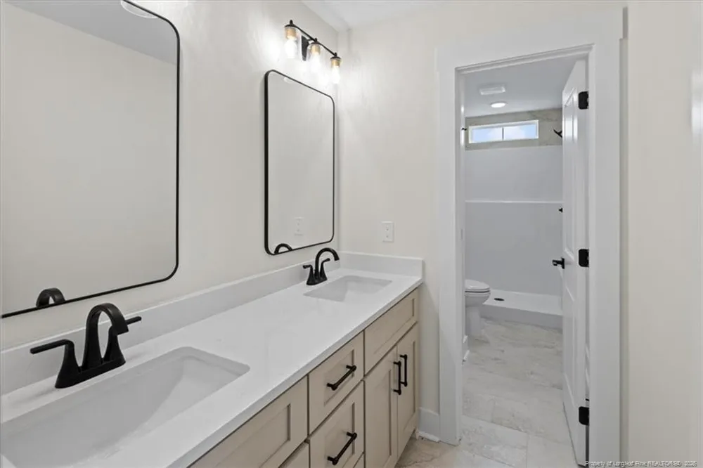 5817 Dottie Circle Hope Mills, NC 28348
