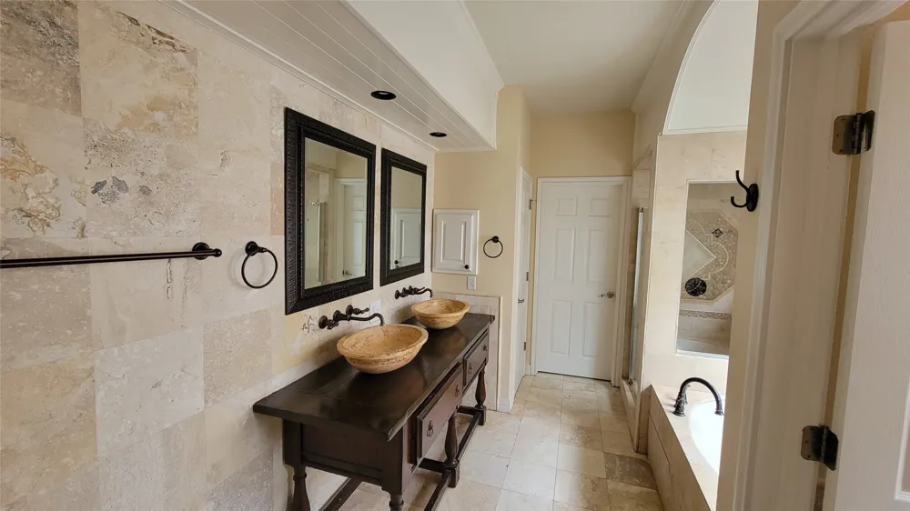 2832 Grimes Ranch Road Austin, TX 78732