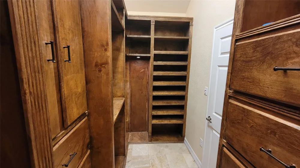 2832 Grimes Ranch Road Austin, TX 78732
