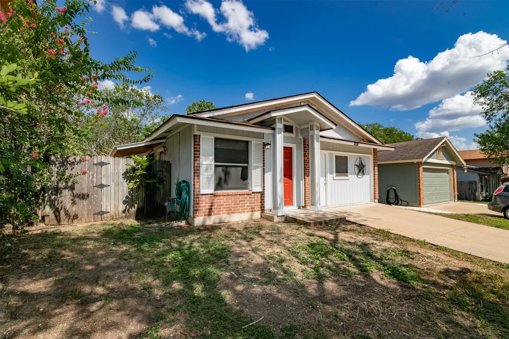 10517 ARCHDALE DRIVE Austin, TX 78748