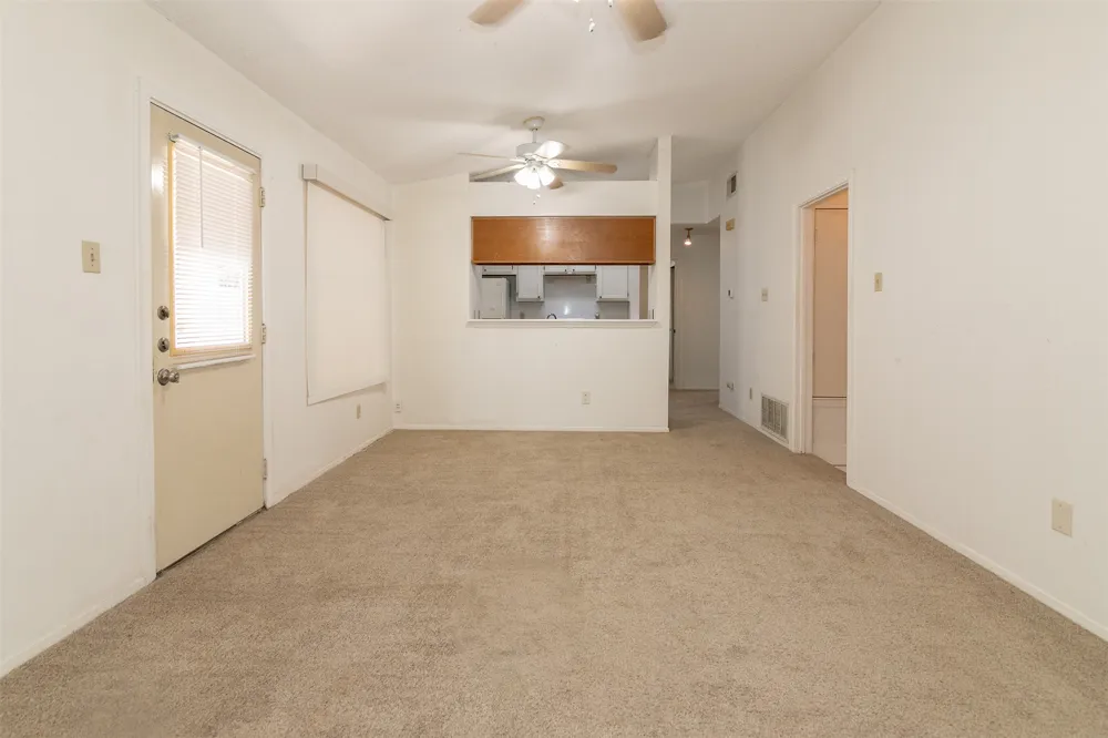 10517 ARCHDALE DRIVE Austin, TX 78748