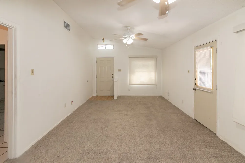 10517 ARCHDALE DRIVE Austin, TX 78748