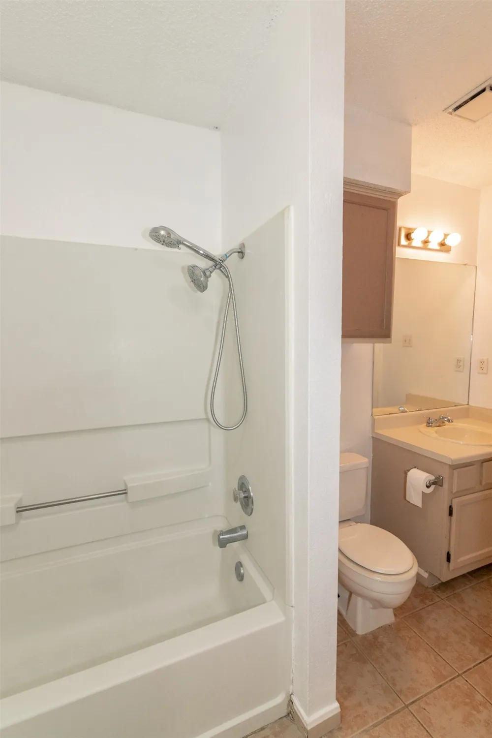 10517 ARCHDALE DRIVE Austin, TX 78748