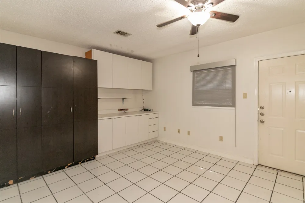 10517 ARCHDALE DRIVE Austin, TX 78748