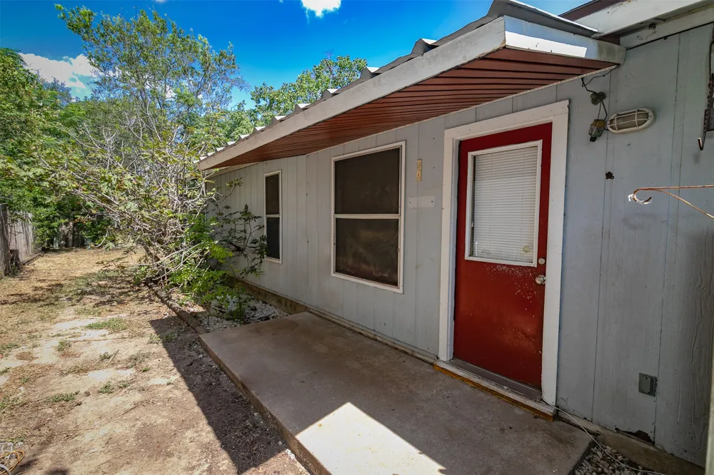 10517 ARCHDALE DRIVE Austin, TX 78748