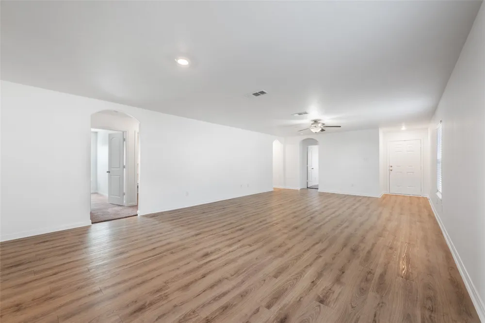 18616 Speculator Lane Elgin, TX 78621