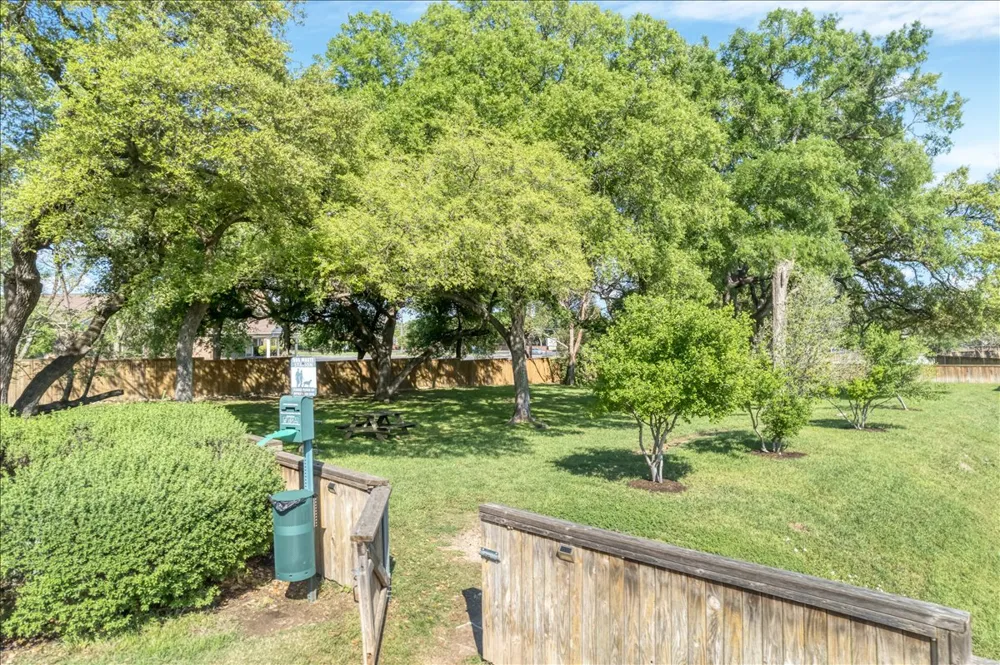 8922 Menchaca Road #102 Austin, TX 78748