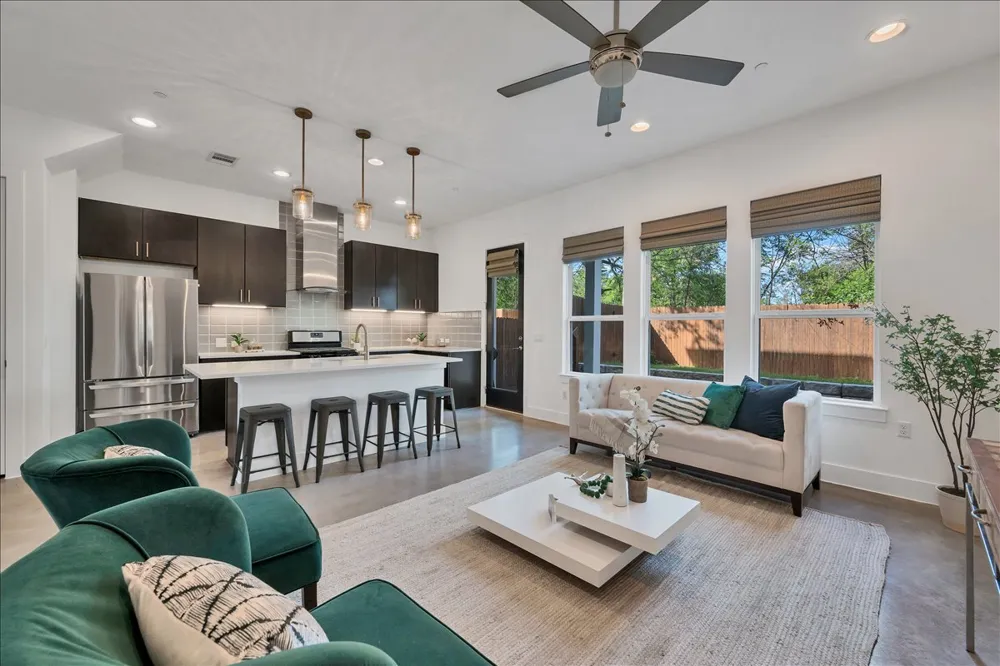 8922 Menchaca Road #102 Austin, TX 78748