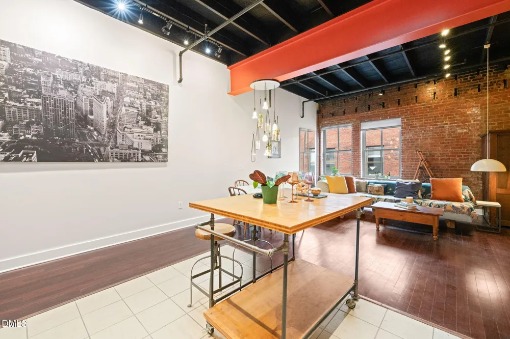 208 Rigsbee Avenue ##206 Durham, NC 27701