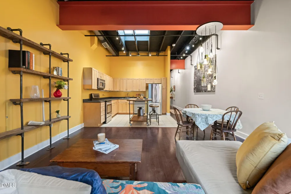 208 Rigsbee Avenue ##206 Durham, NC 27701