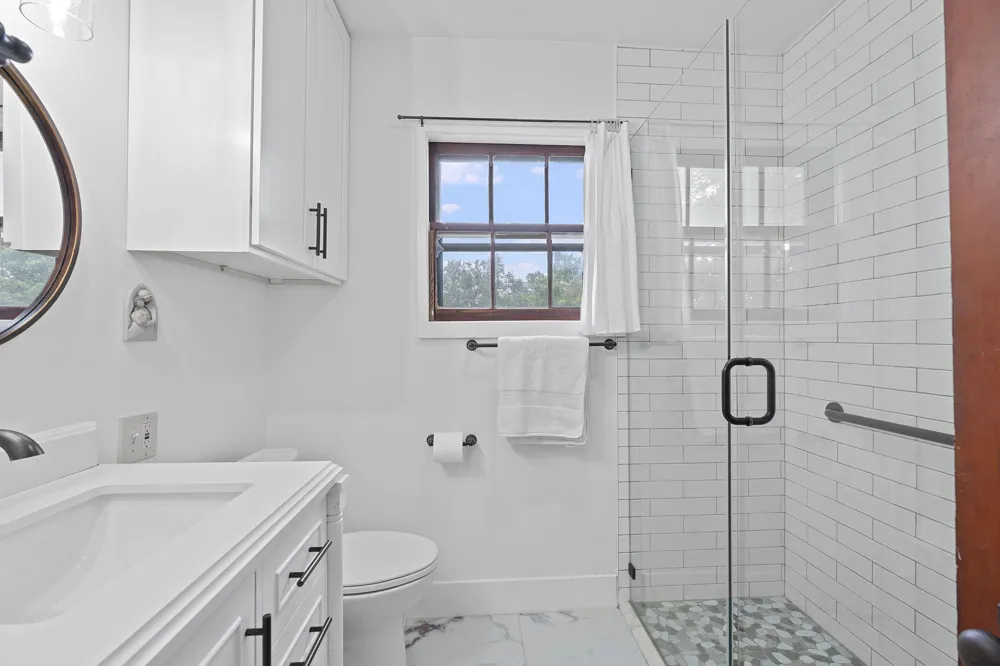 3468 Elder Hill Road Dripping Springs, TX 78619