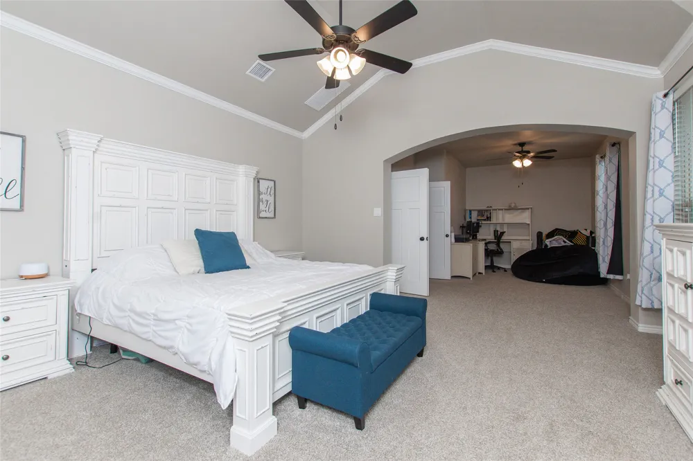 1756 Meadow Crest Drive Salado, TX 76571