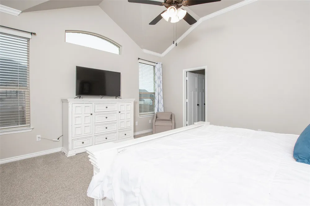 1756 Meadow Crest Drive Salado, TX 76571