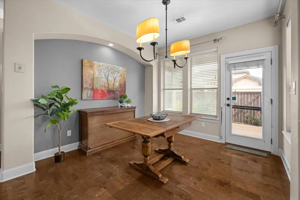 108 Via Milana Buda, TX 78610
