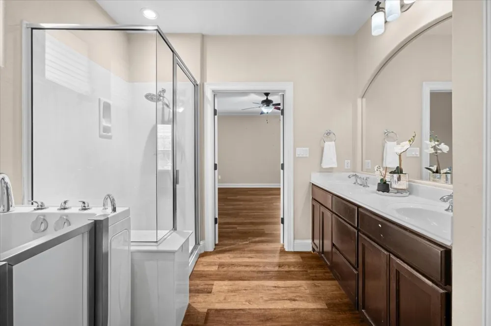 108 Via Milana Buda, TX 78610