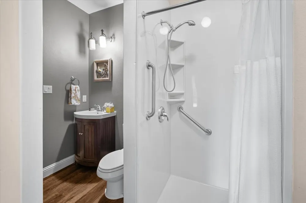 108 Via Milana Buda, TX 78610