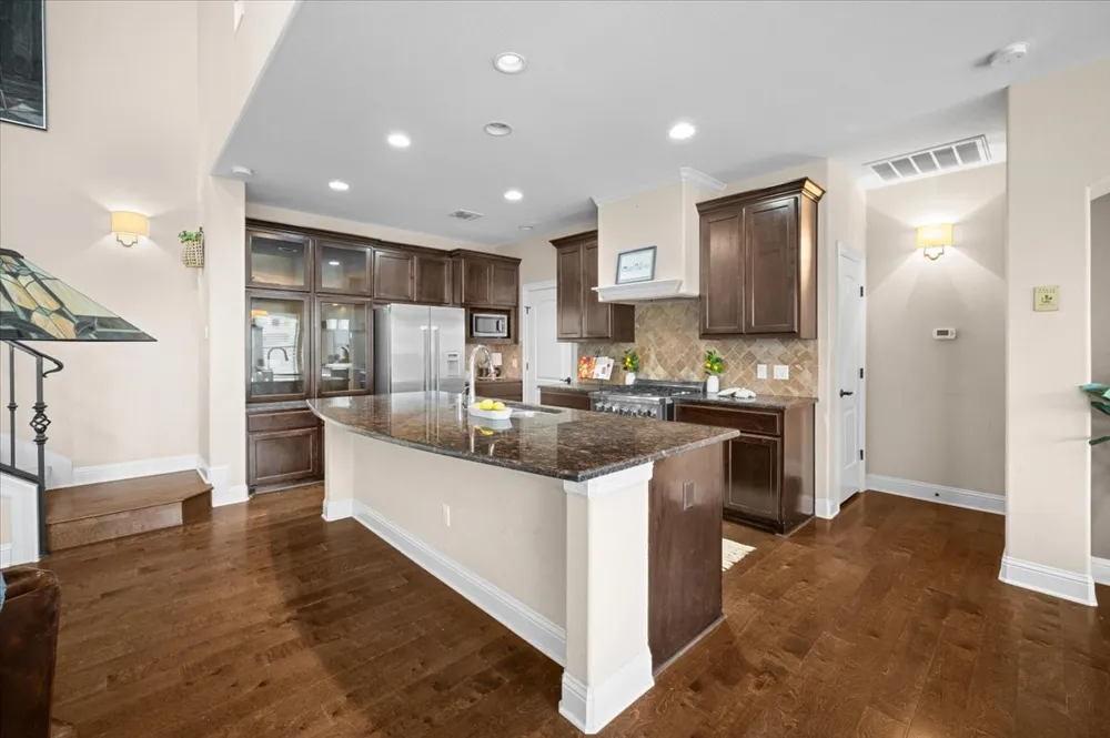 108 Via Milana Buda, TX 78610