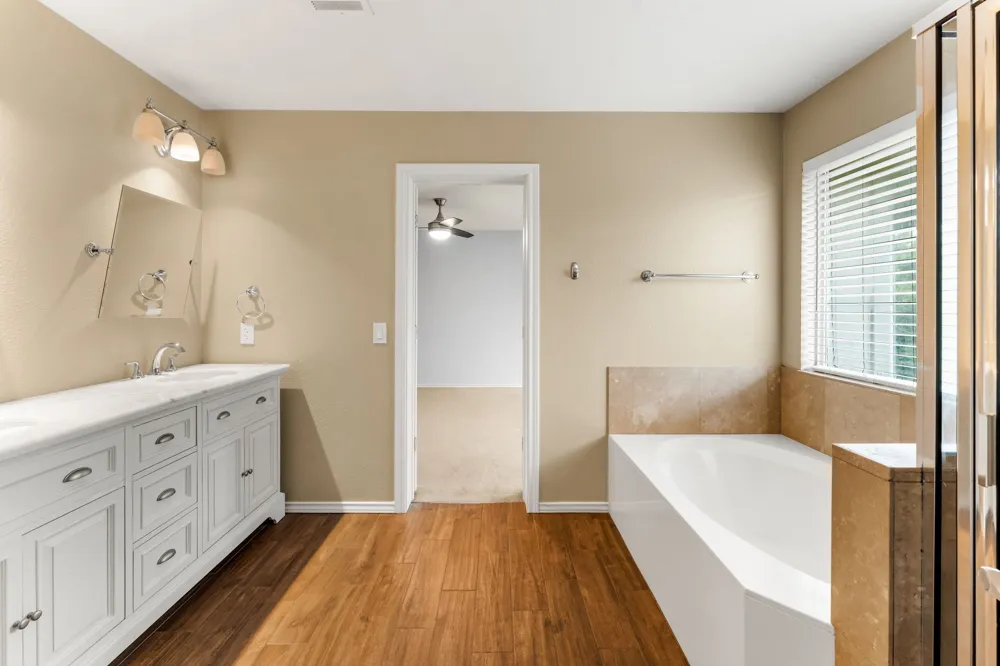 3704 Caney Creek Road Austin, TX 78732