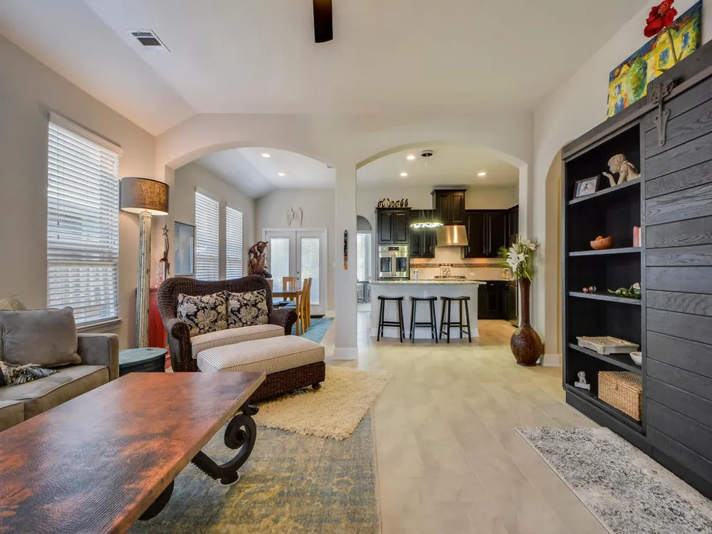 5509 Brady Bayou Cove Austin, TX 78738