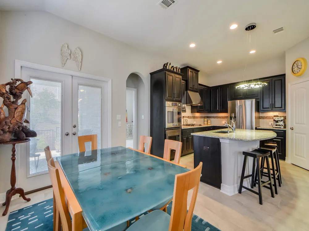 5509 Brady Bayou Cove Austin, TX 78738