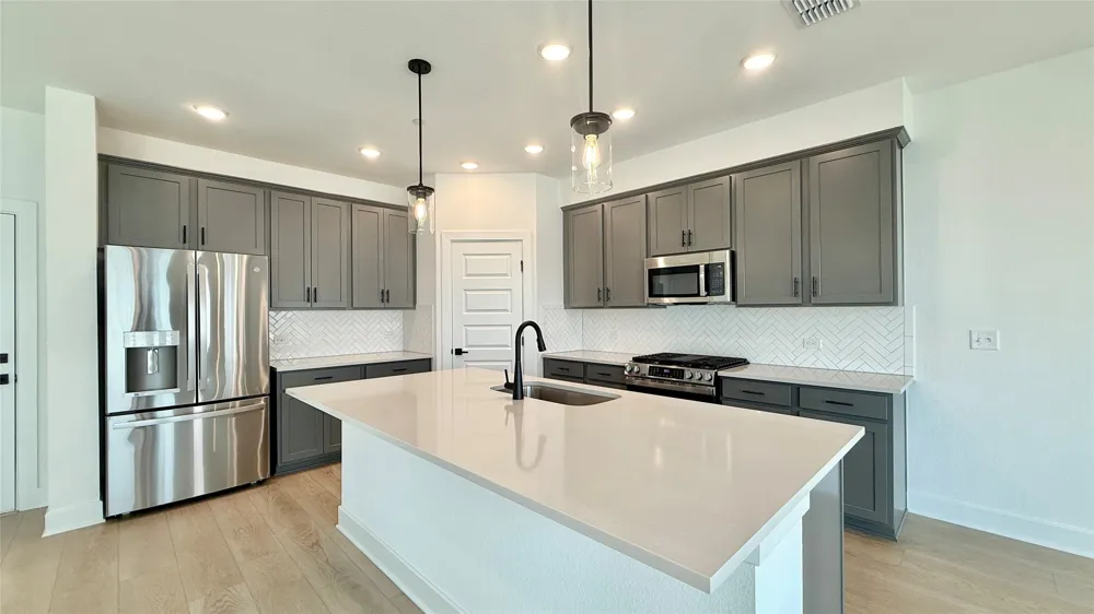 1016 Brickell Loop #B Austin, TX 78744