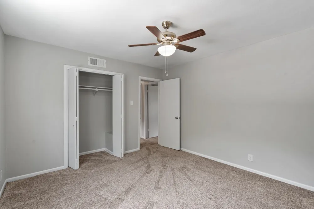 1813 Woodland Avenue Austin, TX 78741