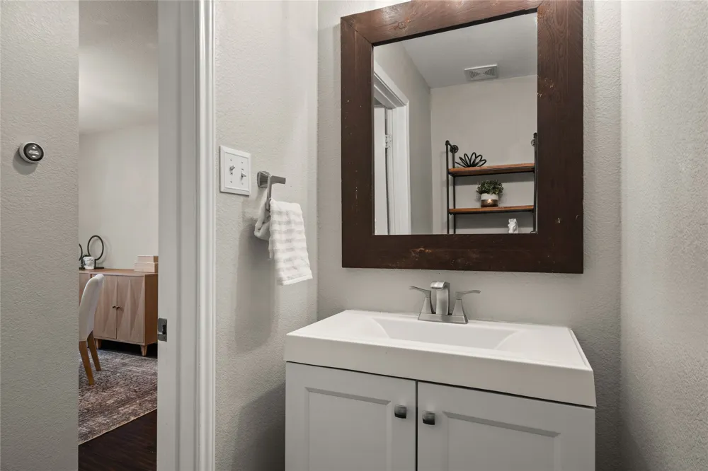 11403 Georgia Coleman Bend Austin, TX 78748