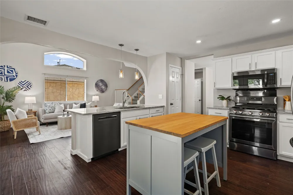 11403 Georgia Coleman Bend Austin, TX 78748