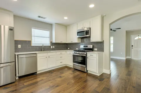 5900 Pinon Vista Drive