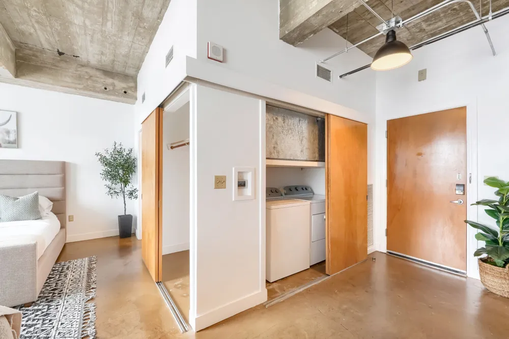 710 Colorado Street #9E Austin, TX 78701
