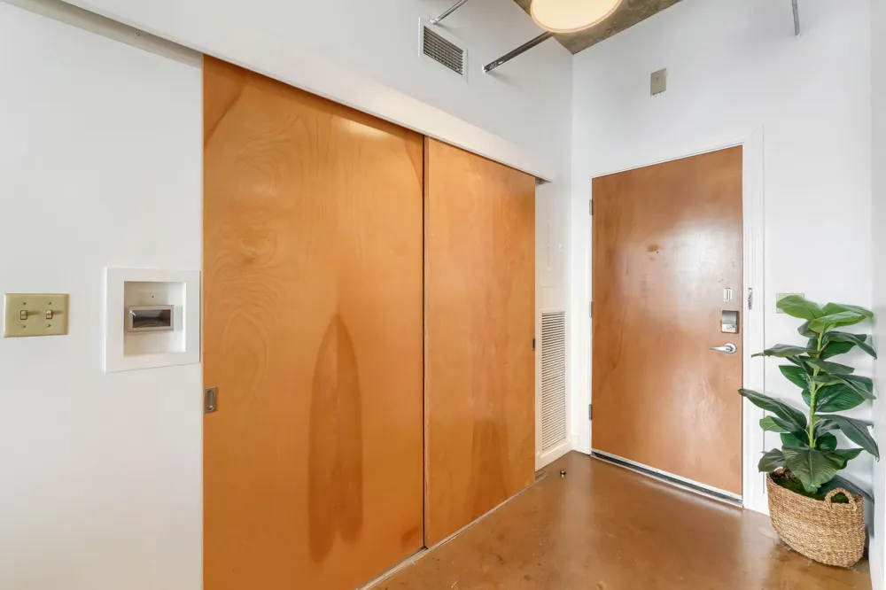 710 Colorado Street #9E Austin, TX 78701