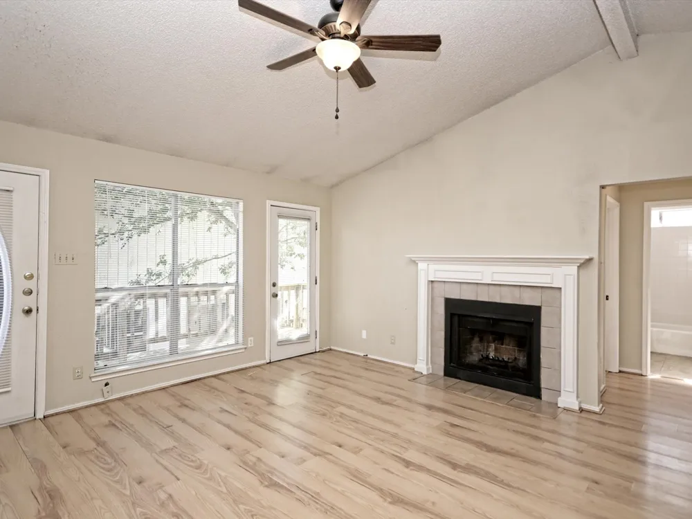 511 Cutty Trail #A Lakeway, TX 78734