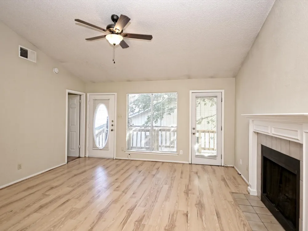 511 Cutty Trail #A Lakeway, TX 78734