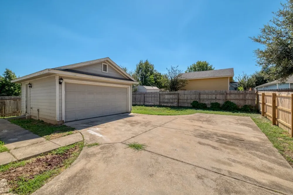 18217 Flathead Drive Manor, TX 78653