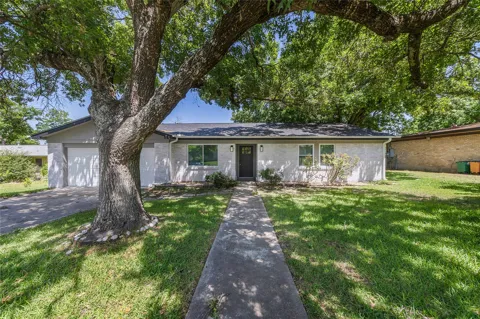 11603 Oak Trail