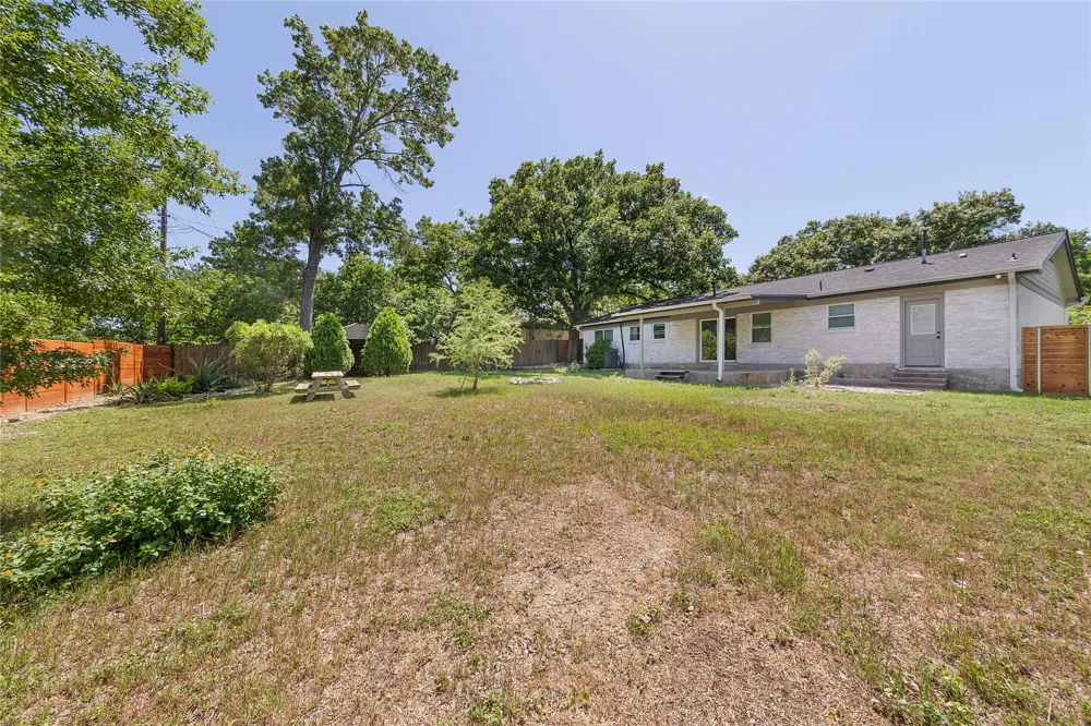 11603 Oak Trail Austin, TX 78753