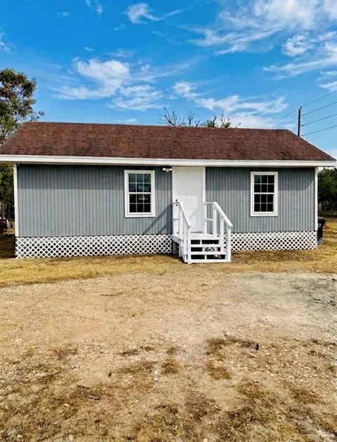 602 Extrumberto Solis Street