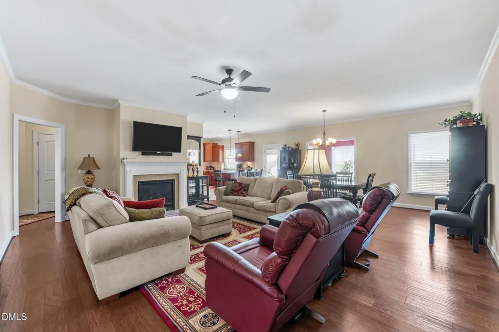 733 Whisper Ridge Drive Graham, NC 27253