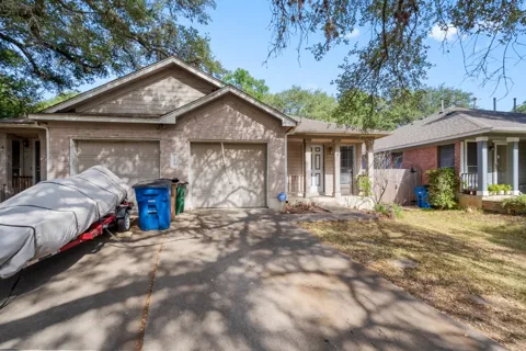 7228 Aldea Drive #B