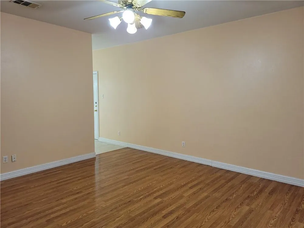 1501 Prather Street Taylor, TX 76574