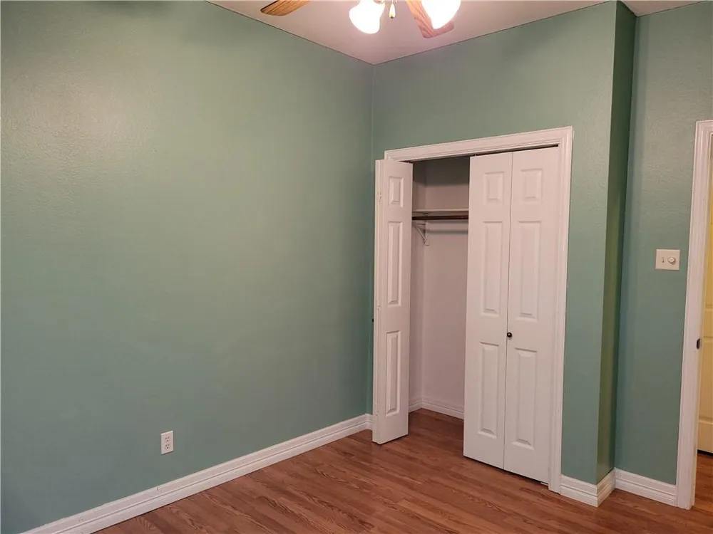 1501 Prather Street Taylor, TX 76574