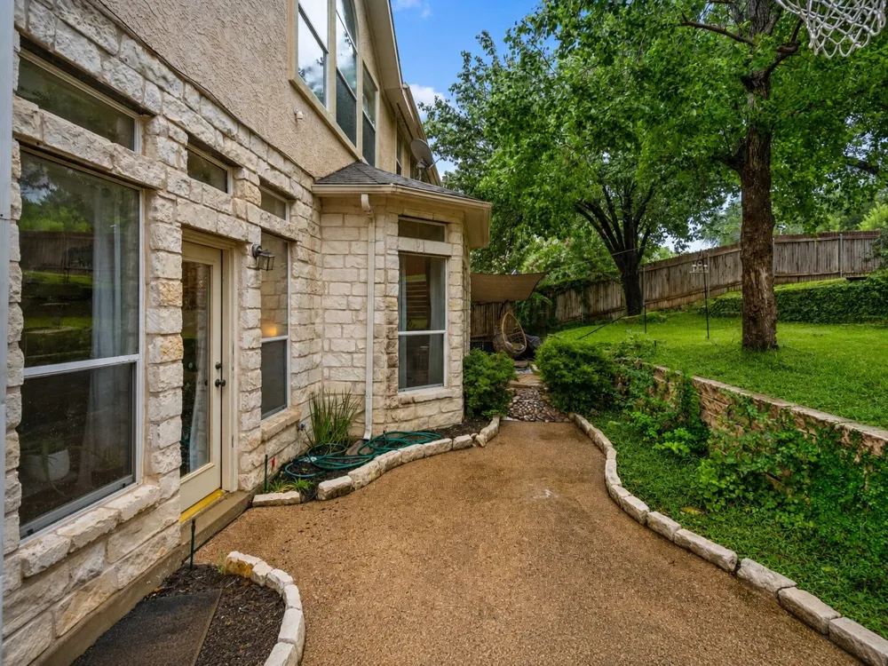 12113 Portobella Drive Austin, TX 78732