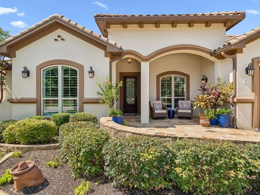 125 Sowing Oak Drive San Marcos, TX 78666