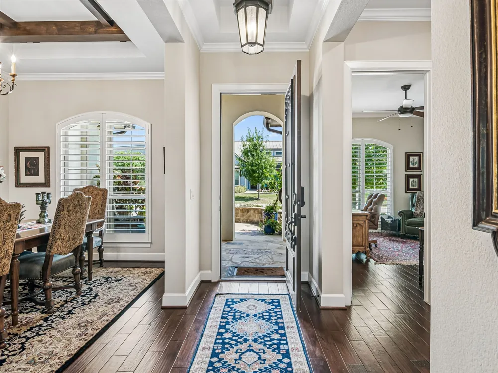 125 Sowing Oak Drive San Marcos, TX 78666